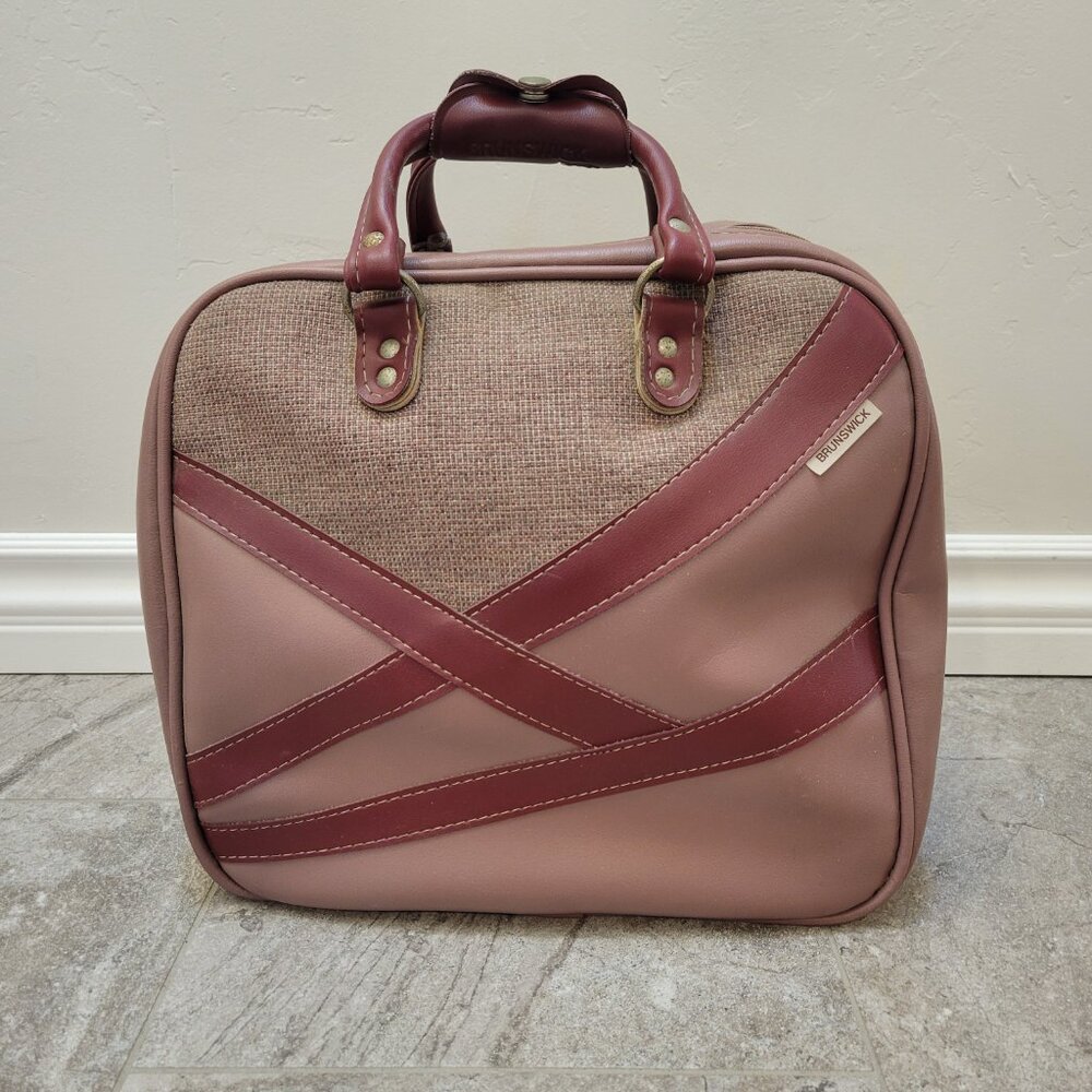 Vintage Brunswick Pink Bowling Ball Bag Carrying Storage Case with Rack rare